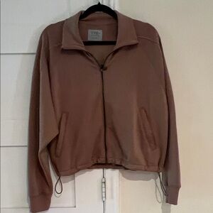 YPB Abercrombie & Fitch Cropped Zip Up Brown Pullover Jacket Size Medium NWT